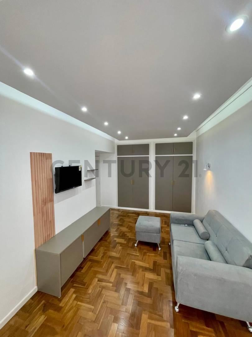 Foto de Venta departamento 2 ambientes reciclado. Zona Centro, imagen 2