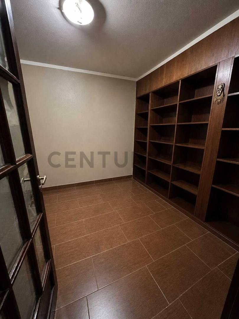 Foto de Venta de casa en Barrio Bosque Alegre, imagen 2
