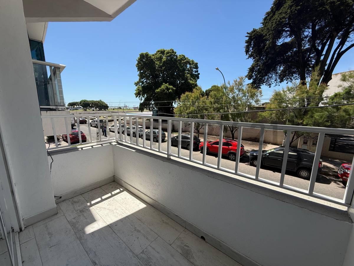Foto de Departamento de 2 ambientes reciclado, zona La Perla, Mar del Plata, imagen 2