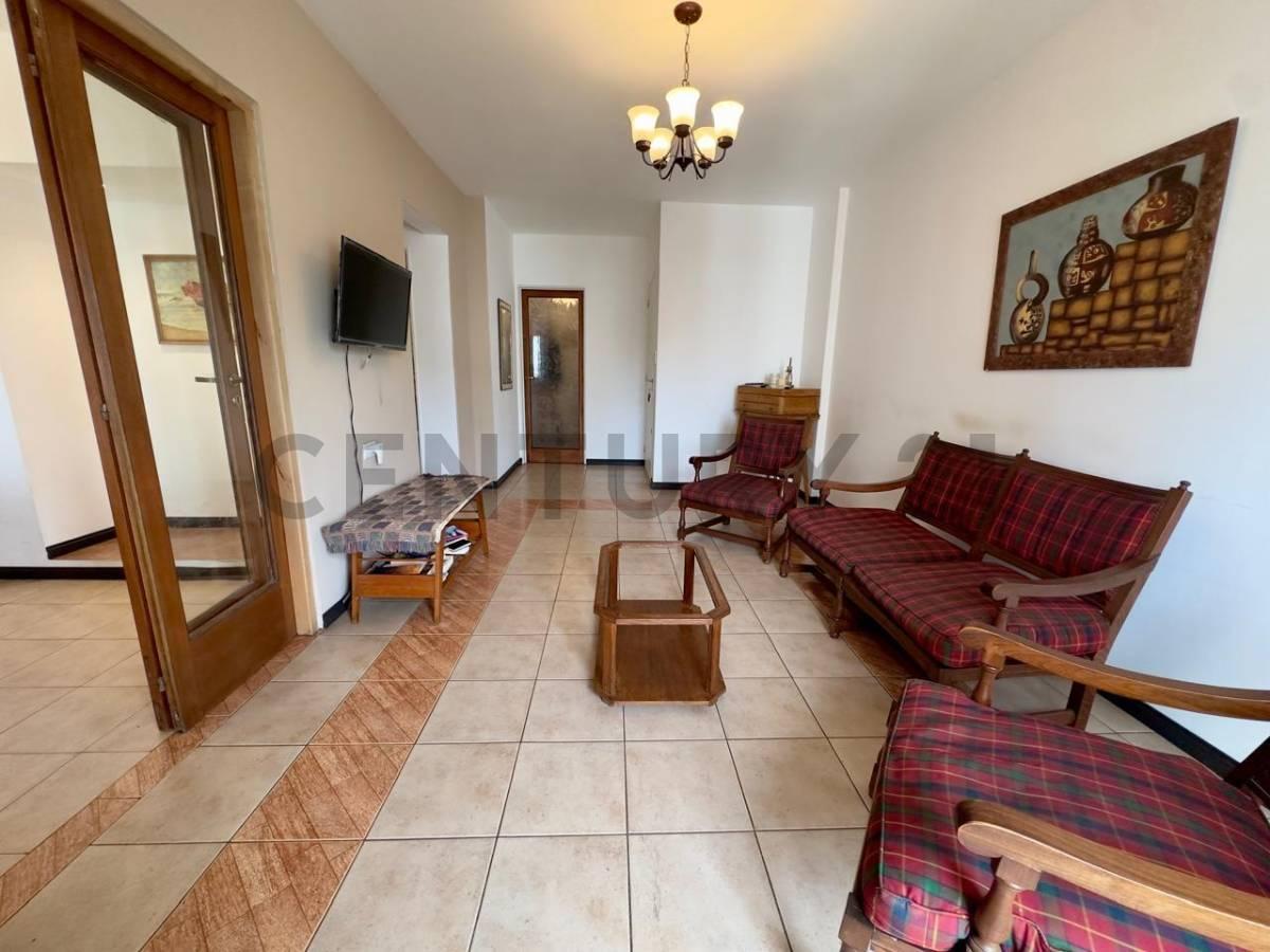 Foto de Vendo Departamento de 4 ambientes, imagen 1