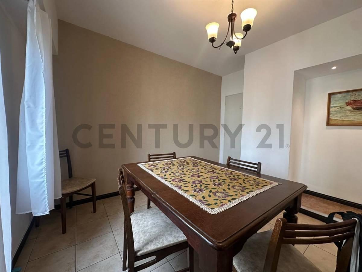Foto de Vendo Departamento de 4 ambientes, imagen 4