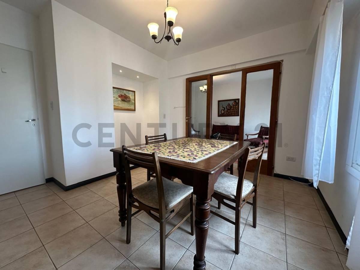 Foto de Vendo Departamento de 4 ambientes, imagen 3