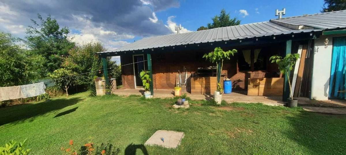 Vendo casa de 4 ambientes en Sierra de los Padres.
