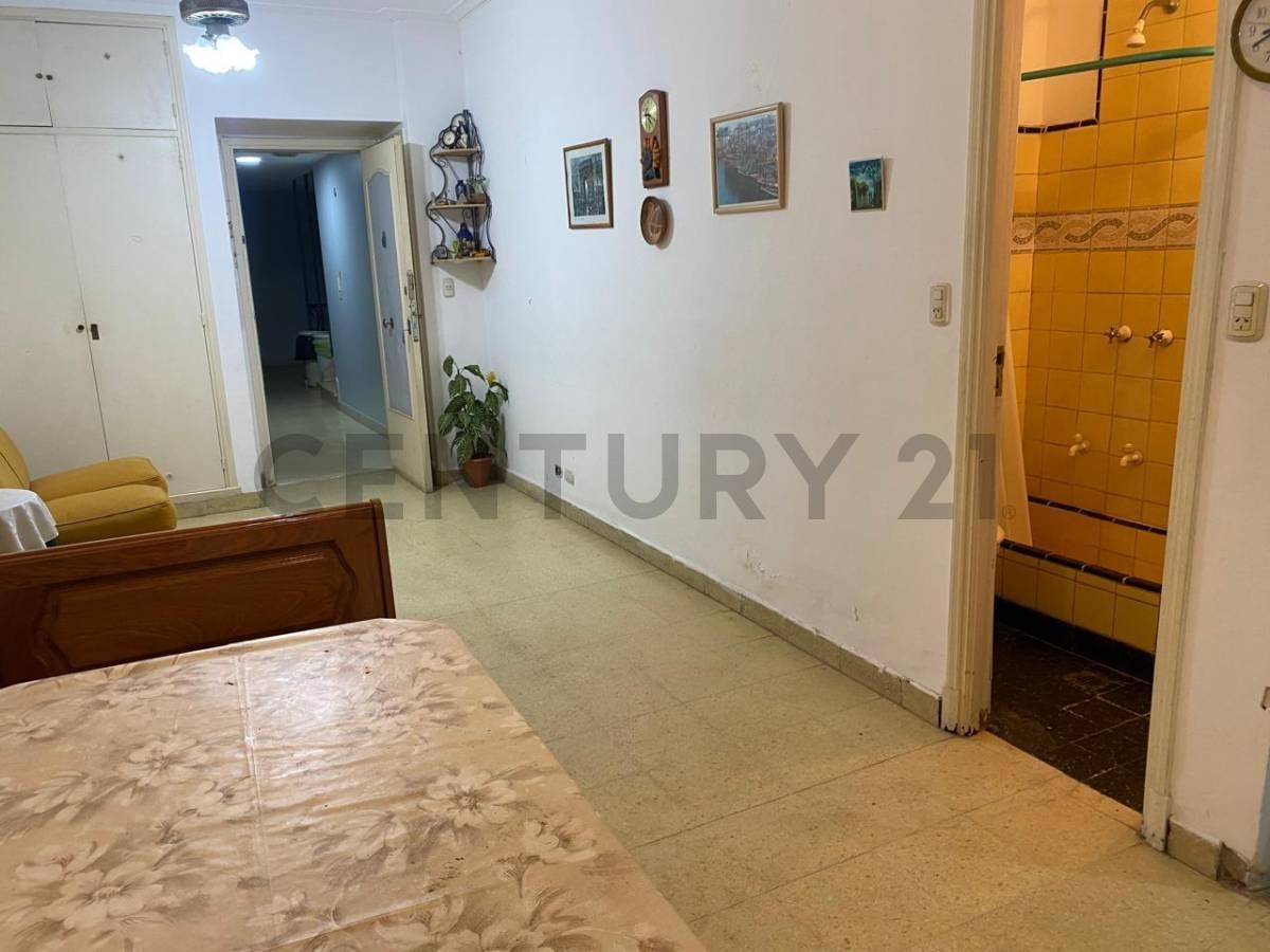 Foto de Venta departamento Monoambiente a metros del mar y la peatonal, imagen 2