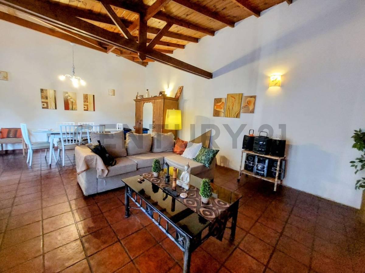 Foto de VENTA CASA 3 AMBIENTES CON GRAN PARQUE, CAISAMAR, MAR DEL PLATA, imagen 1