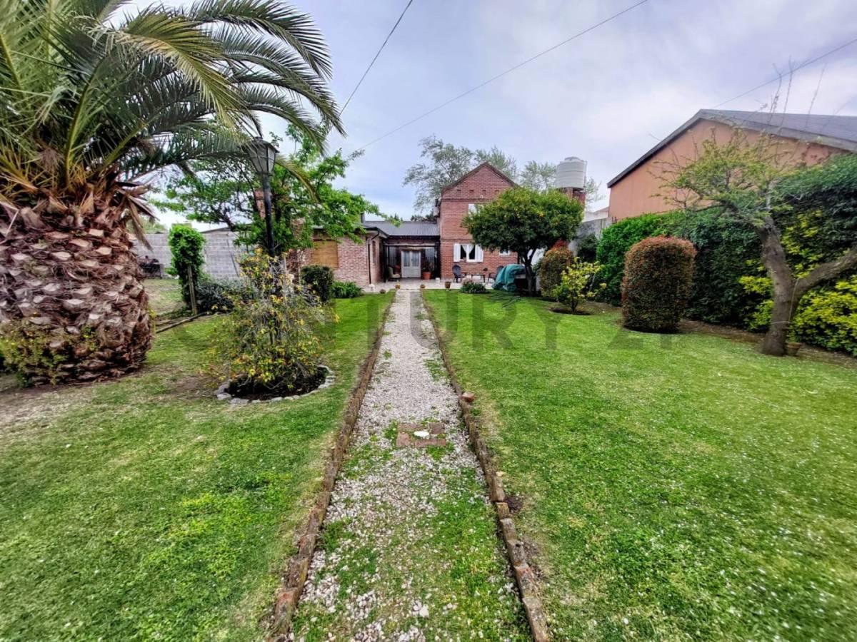 Foto de VENTA CASA 3 AMBIENTES CON GRAN PARQUE, CAISAMAR, MAR DEL PLATA, imagen 4