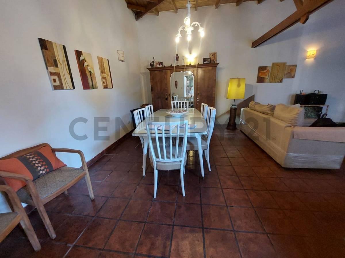 Foto de VENTA CASA 3 AMBIENTES CON GRAN PARQUE, CAISAMAR, MAR DEL PLATA, imagen 5