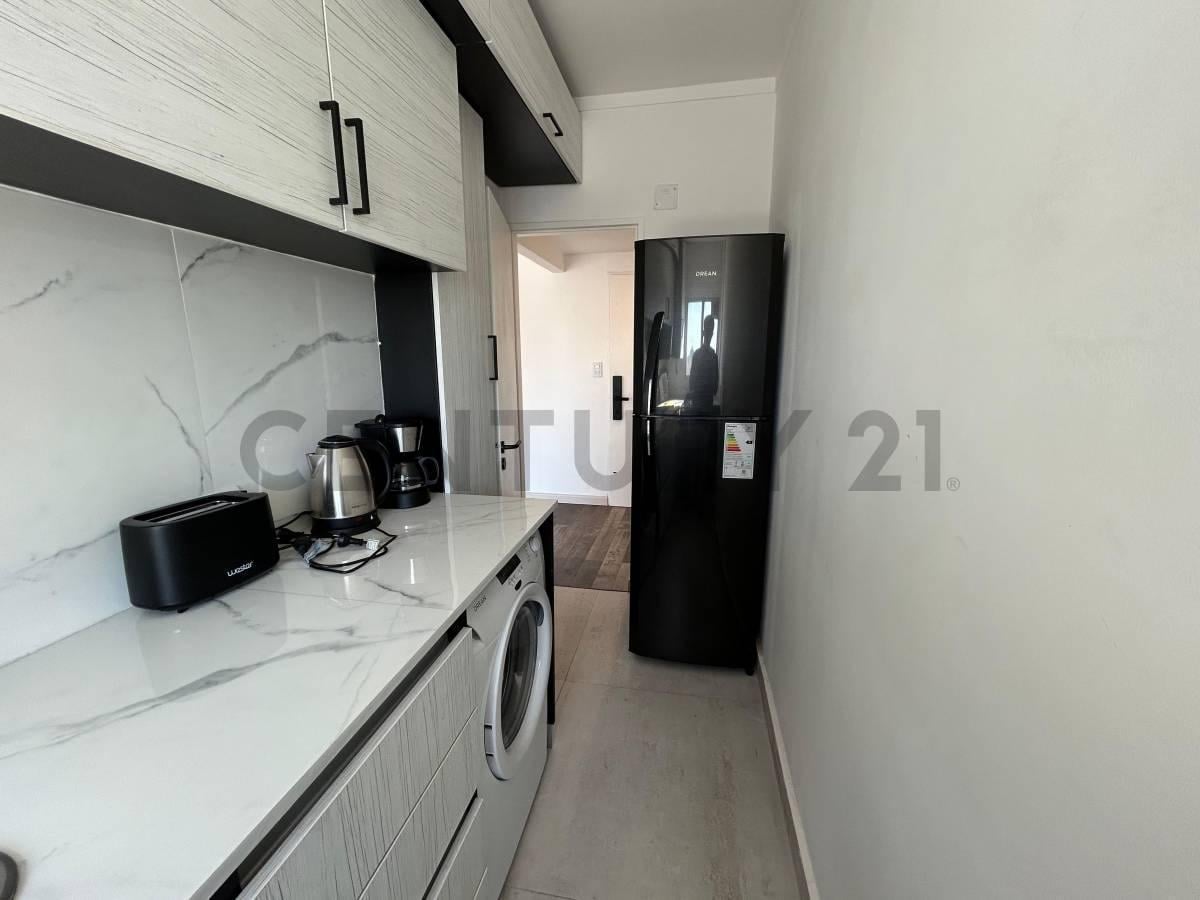 Foto de 2 ambientes reciclado con vista panorámica, zona centro-Torre Odeón, imagen 5
