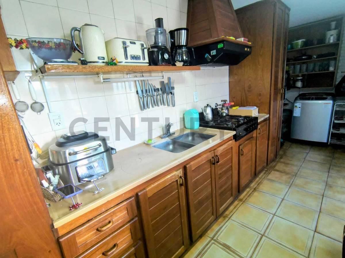 Foto de Vendo Casa de 4 ambientes en Barrio 9 de Julio, imagen 4