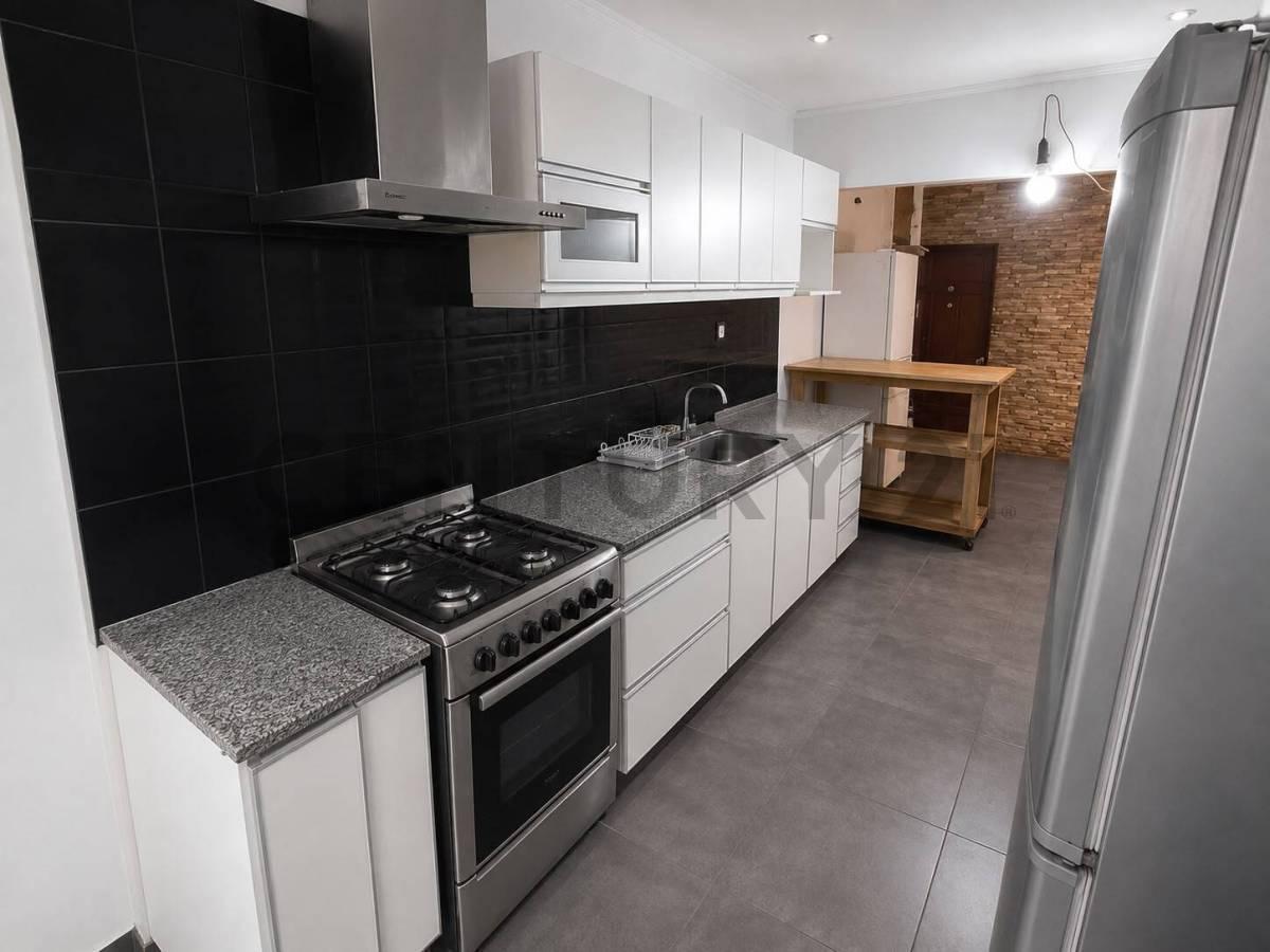 Foto de PH de 4 ambientes en venta – Barrio San José, imagen 2