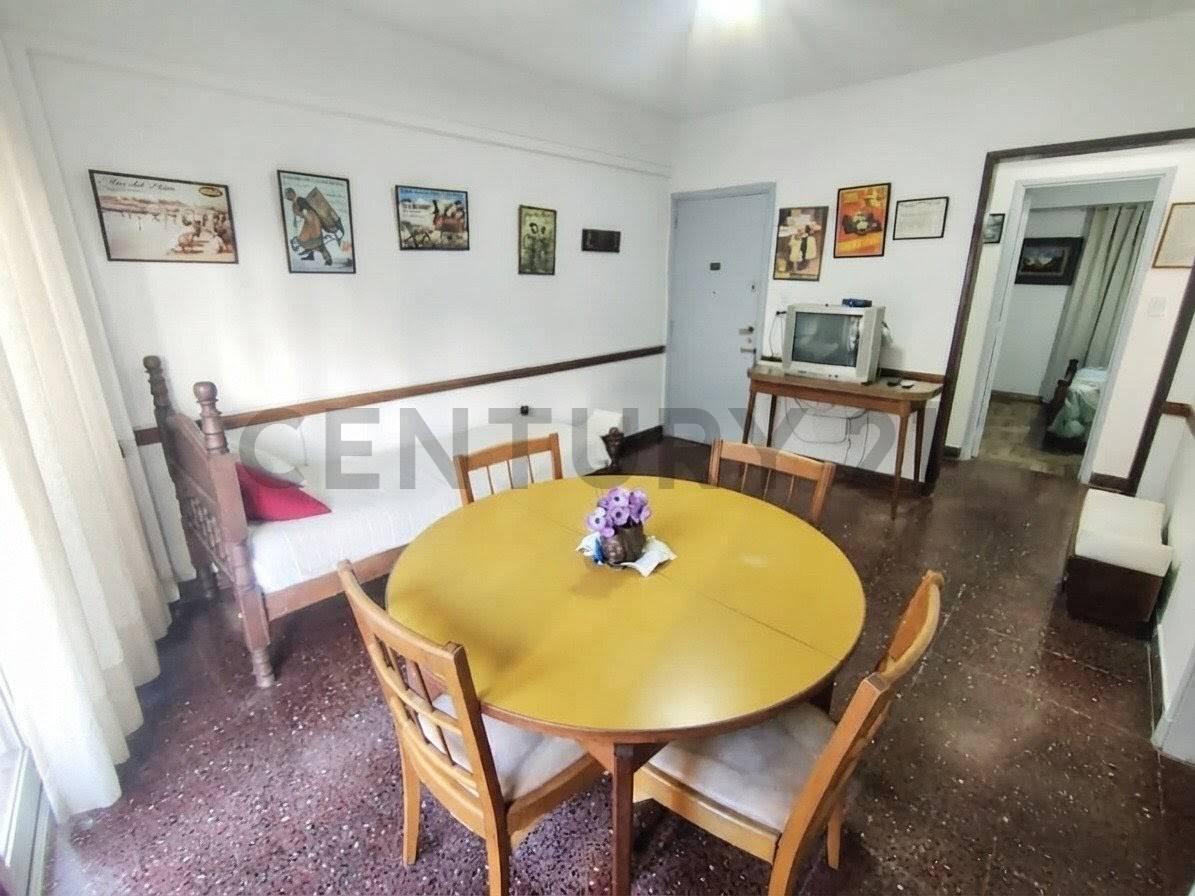 Foto de Departamento de 2 ambientes al frente y a metros del mar, Plaza Colon, imagen 4