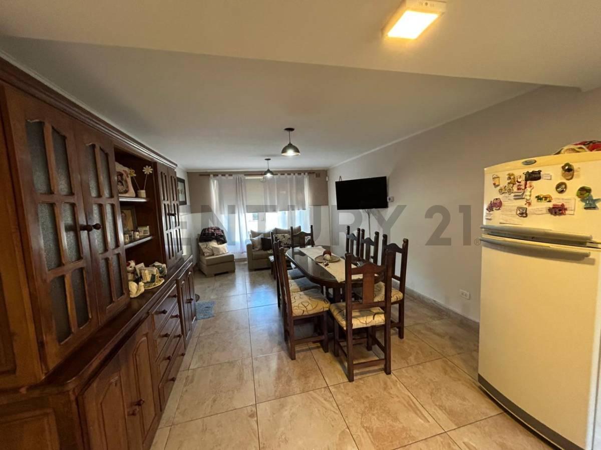 Foto de Casa de 4 ambientes en Colinas de Peralta Ramos, imagen 3