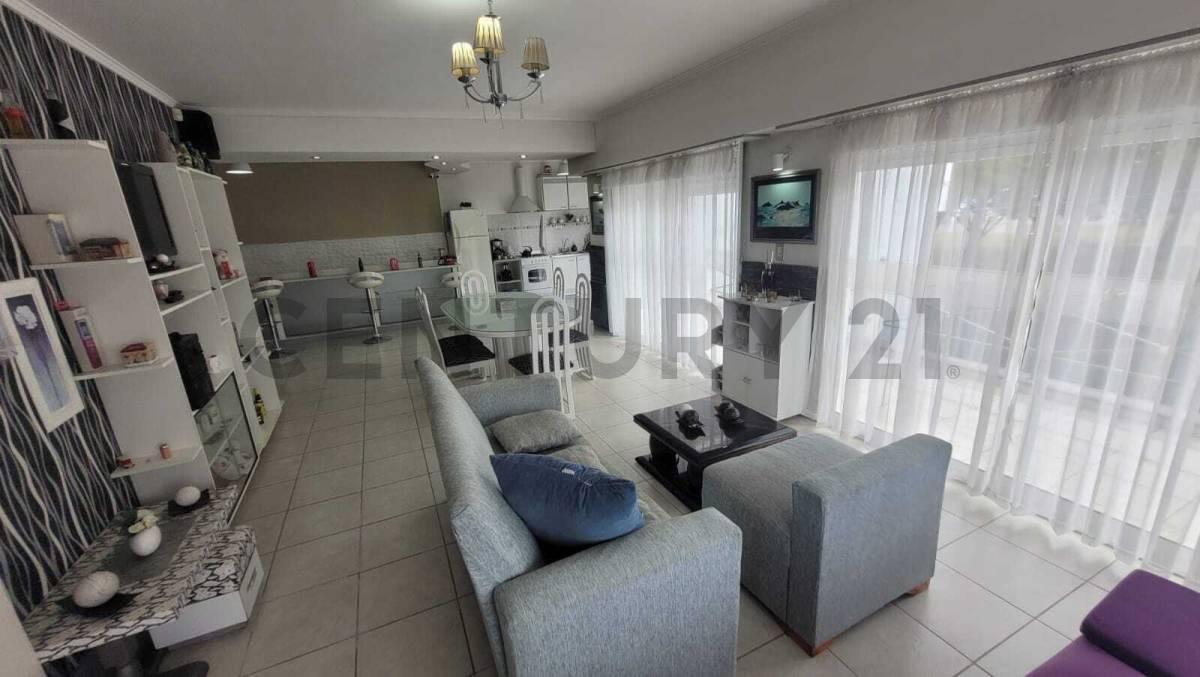 Foto de CASA TRES AMBIENTES PLANTA ALTA GARAJE VARIOS VAHÍCULOS, DON BOSCO, MAR, imagen 4