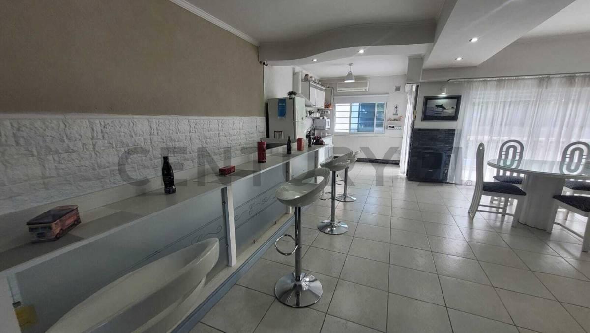 Foto de CASA TRES AMBIENTES PLANTA ALTA GARAJE VARIOS VAHÍCULOS, DON BOSCO, MAR, imagen 3