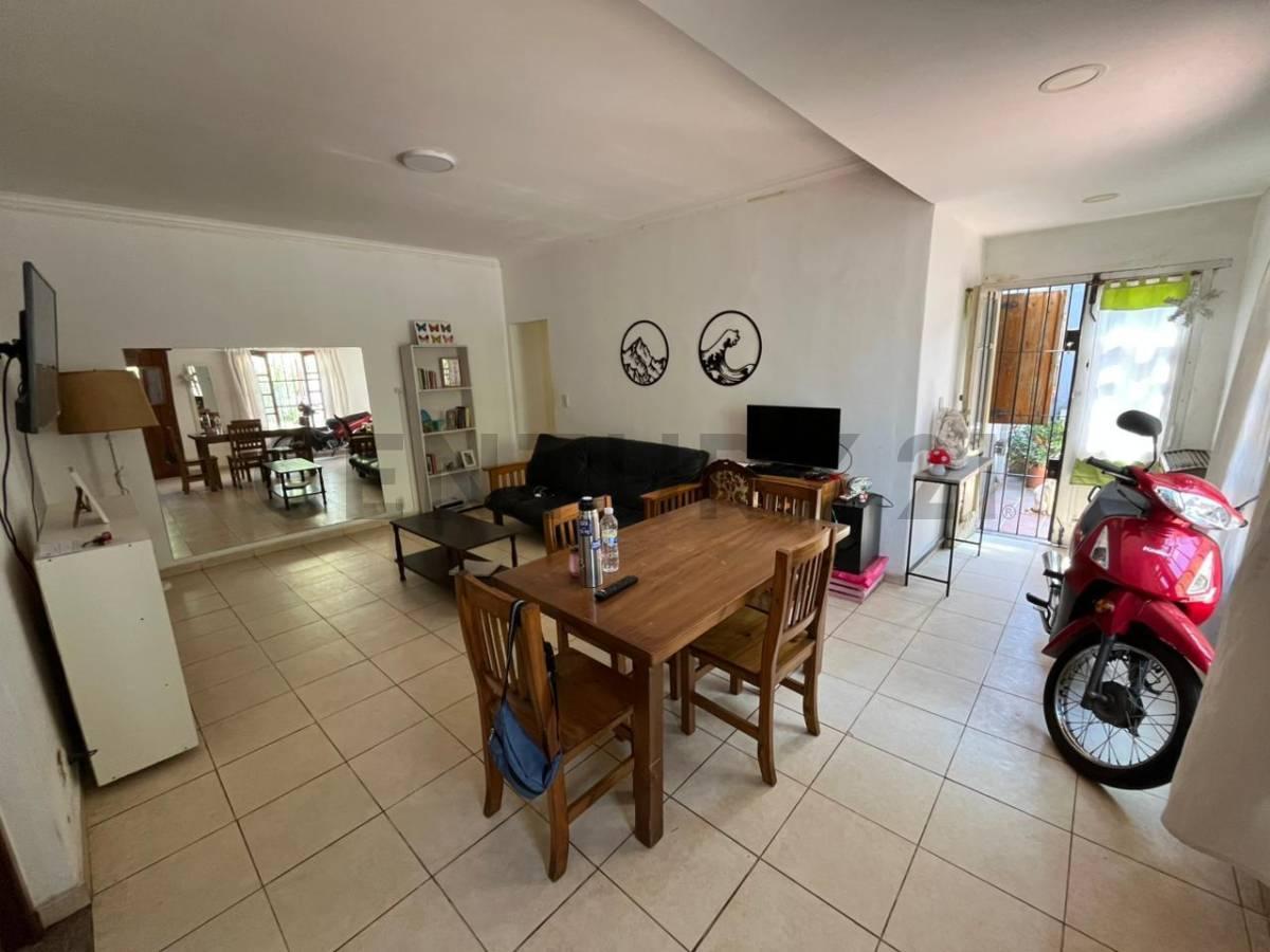 Foto de Casa 3 ambientes en Los Pinares, imagen 2