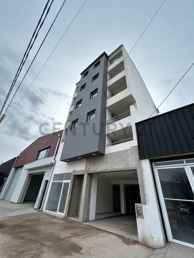 Foto de Departamento 2 ambientes a estrenar con cochera y baulera – Av. Colón |, imagen 4