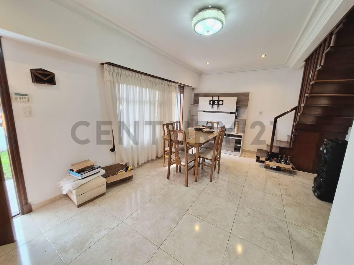 Foto de Casa 5 ambientes en zona Malvinas Argentinas, Mar del Plata, imagen 2