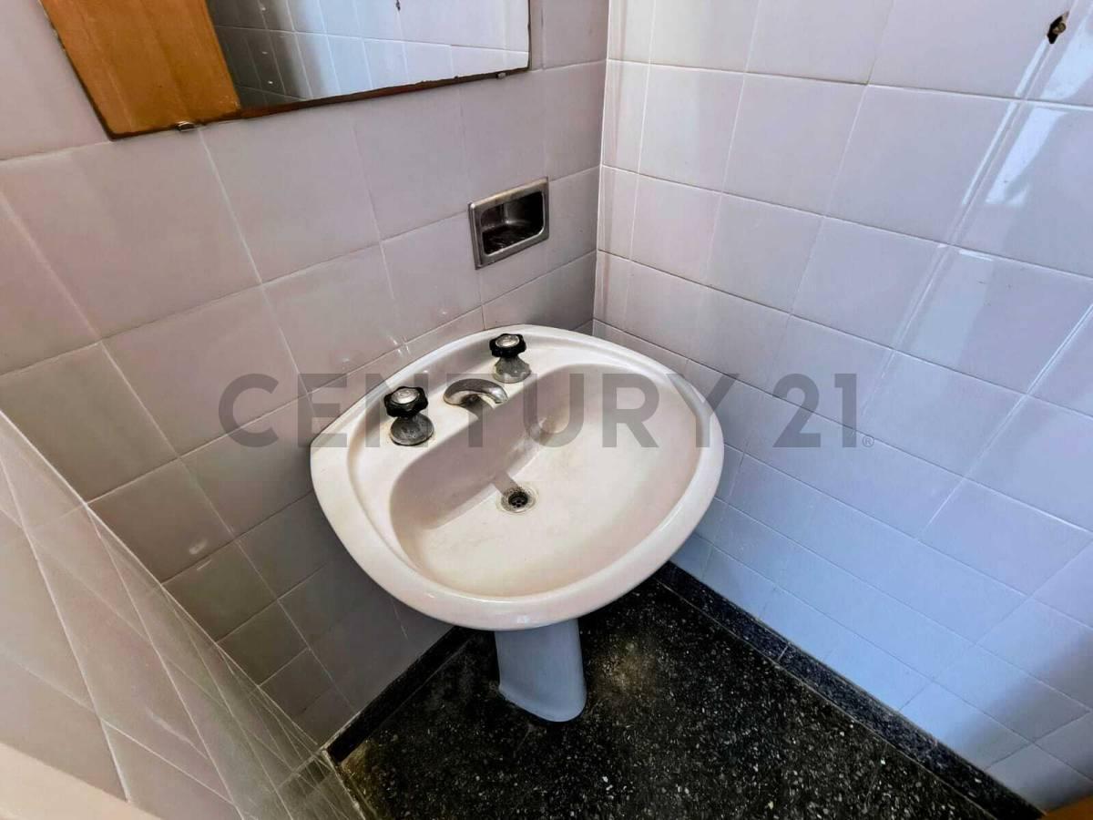 Foto de Departamento de 3 ambientes con vista al mar y cochera en pleno Centro, imagen 5