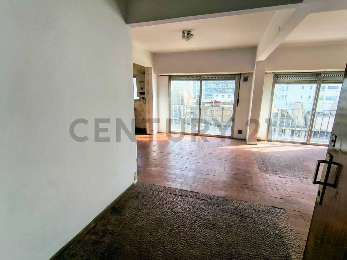 Foto de Departamento de 3 ambientes con vista al mar y cochera en pleno Centro, imagen 2