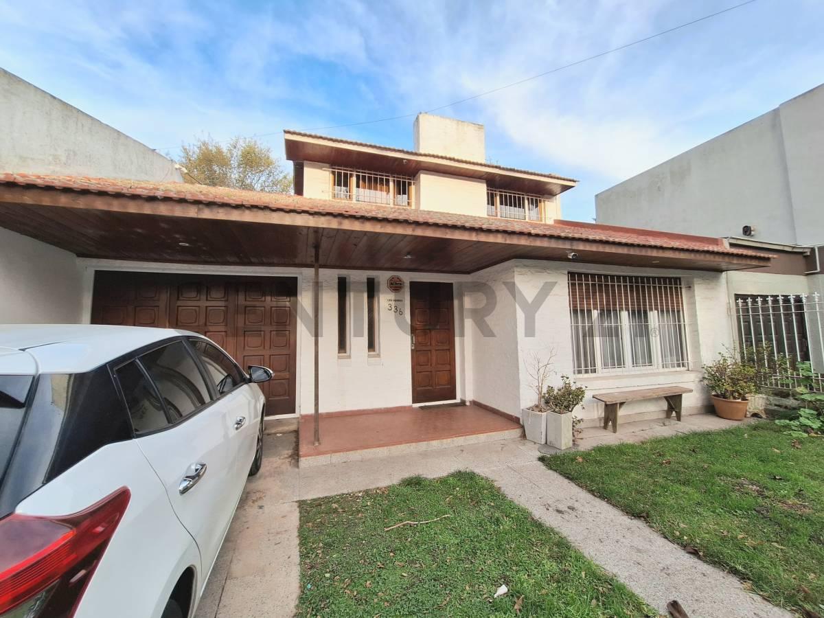 Foto de Casa 4 ambientes en Bosque Alegre, imagen 1