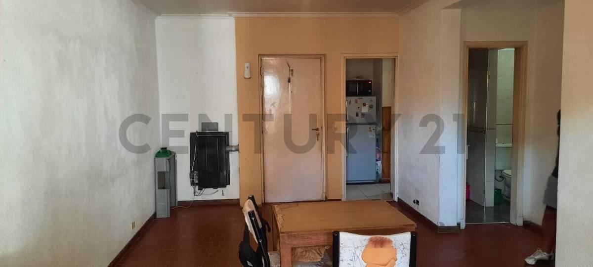 Foto de Vendo Departamento de 3 ambientes con Balcón., imagen 5