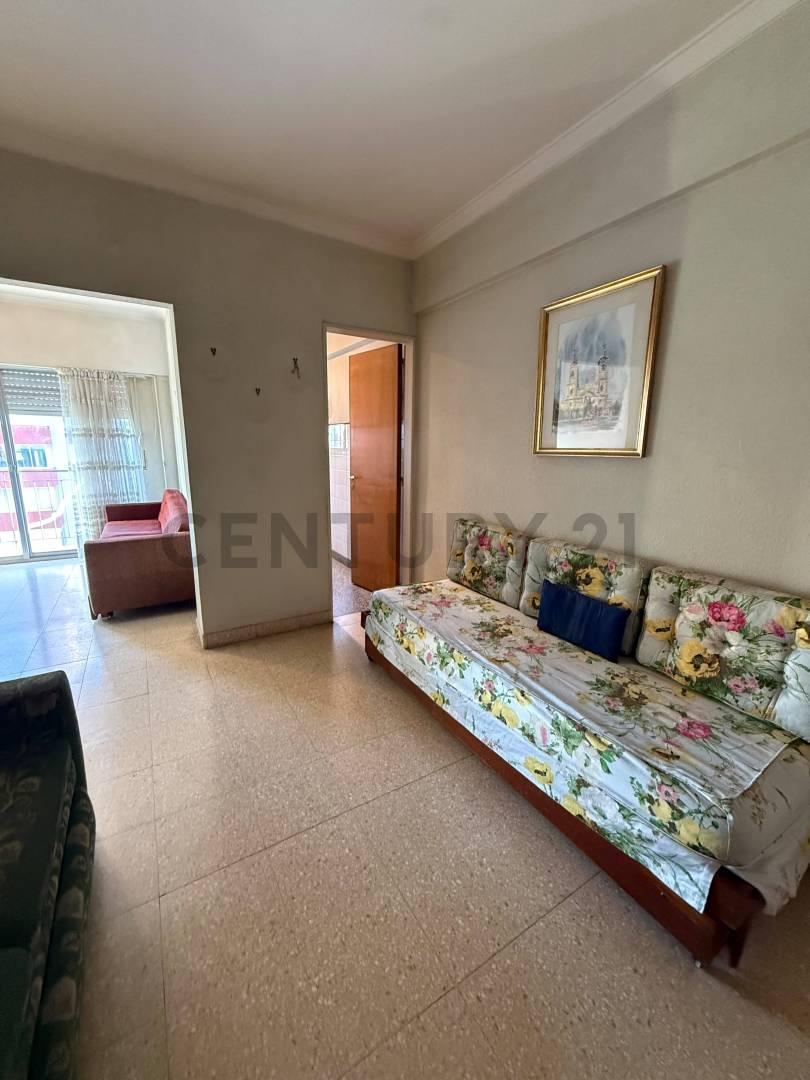 Foto de Monoambiente con balcon al frente, imagen 1