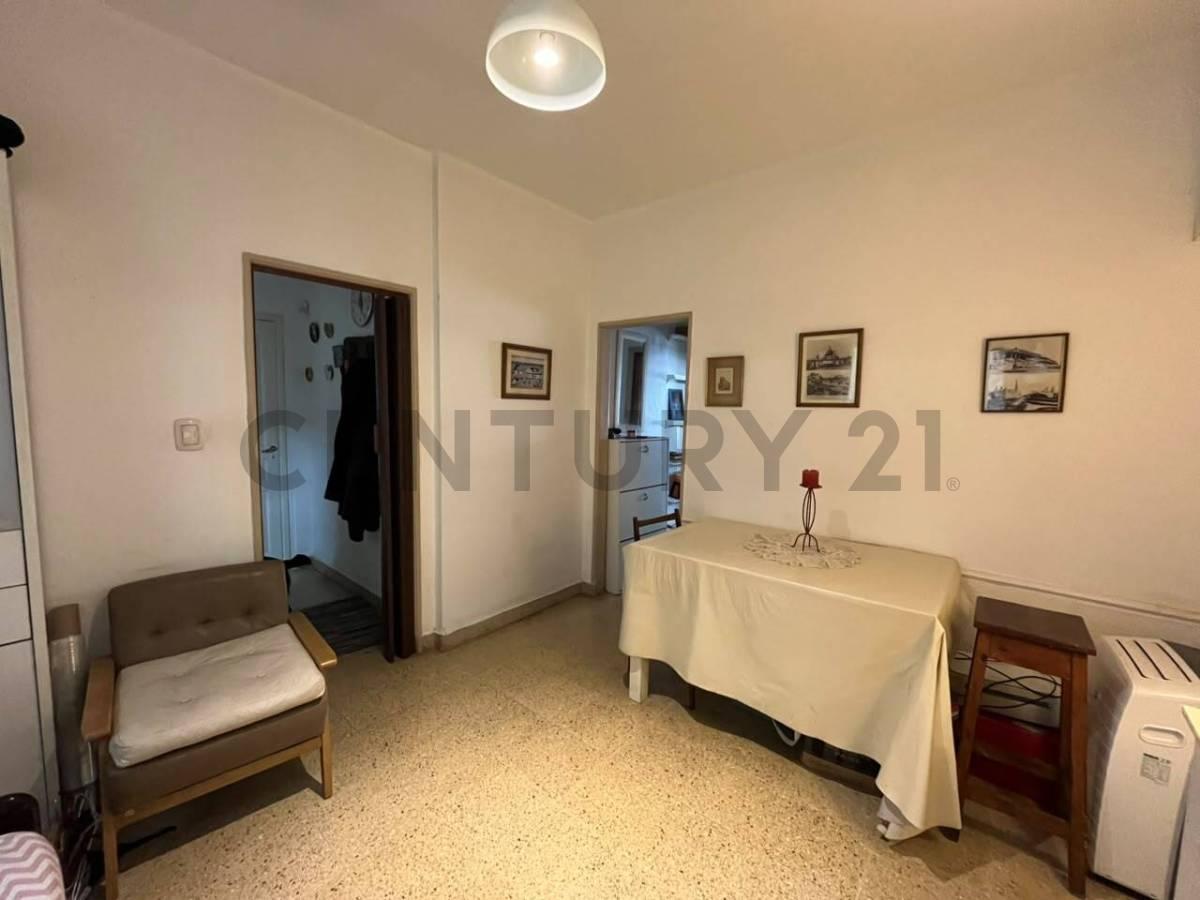 Foto de Departamento 2 ambientes contrafrente en Playa Varese, imagen 4