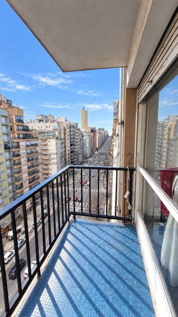 Foto de Departamento 2 ambientes con dependencia y balcón USD 98.000 . Frente a, imagen 2