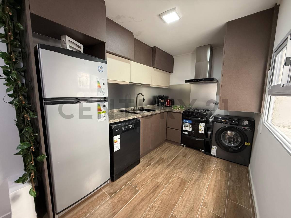 Foto de Departamento 3 Ambientes con Dependencia Reciclado a Nuevo – Apto, imagen 4