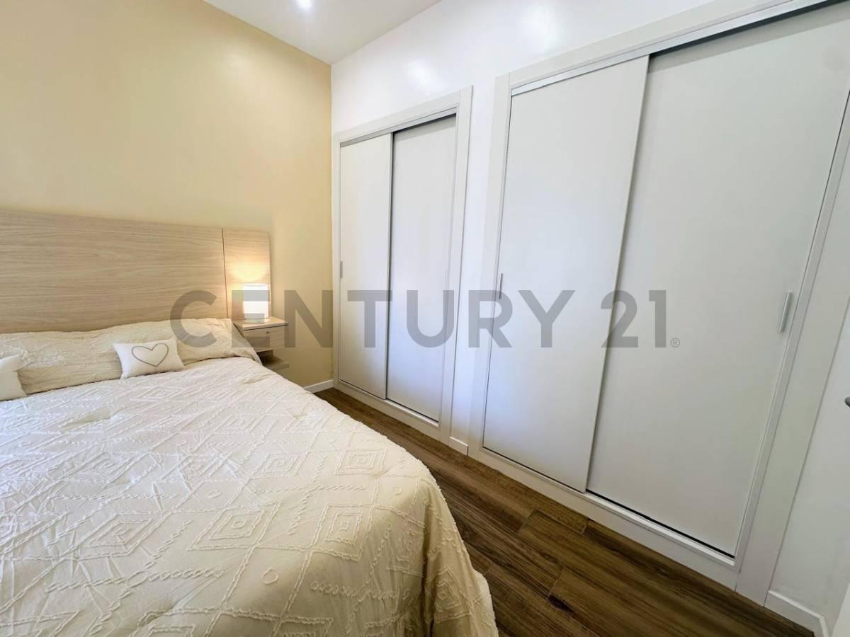 Foto de Venta departamento 2 ambientes reciclado a la calle. Zona Aldrey, imagen 2