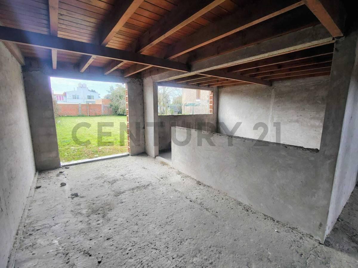 Foto de Venta casa 5 ambientes a terminar., imagen 4