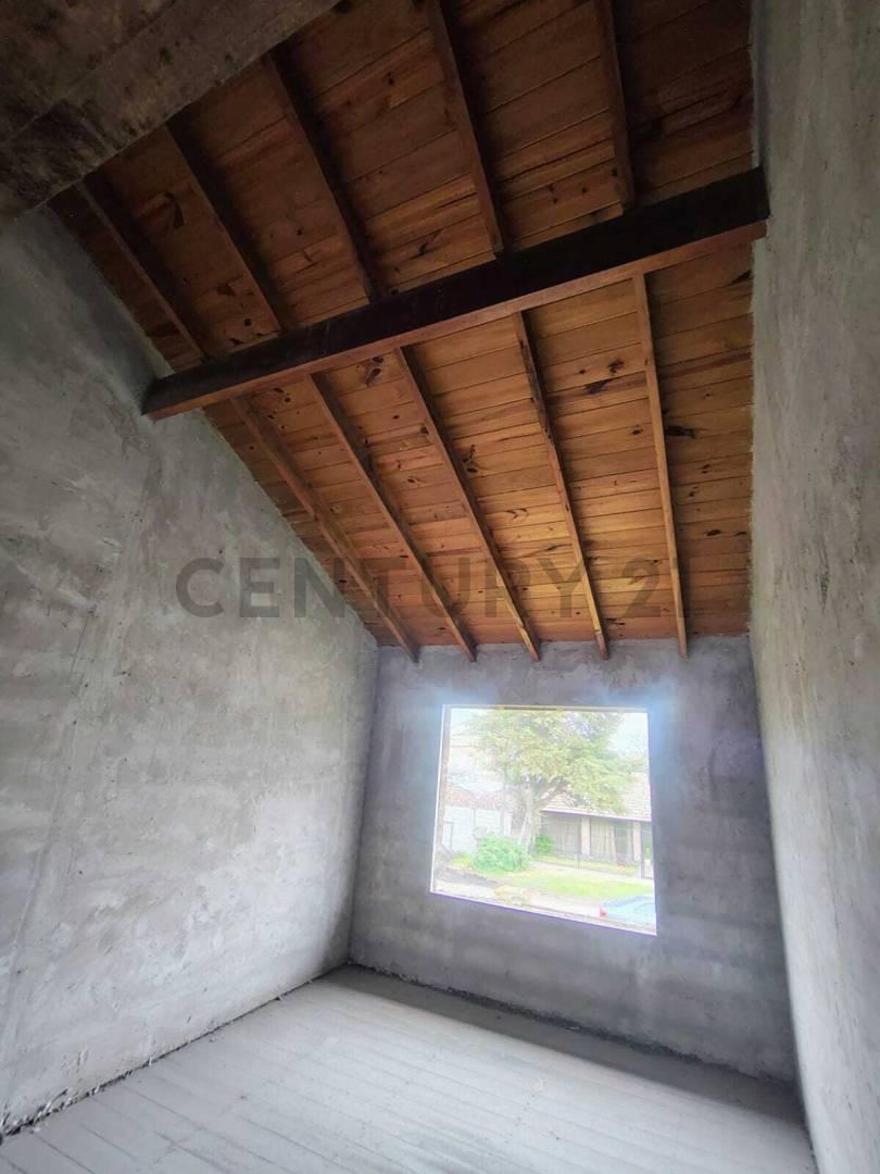 Foto de Venta casa 5 ambientes a terminar., imagen 2