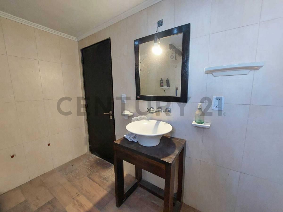 Foto de Venta PH 2 ambientes al frente en planta baja a metros del mar. Lomas, imagen 5