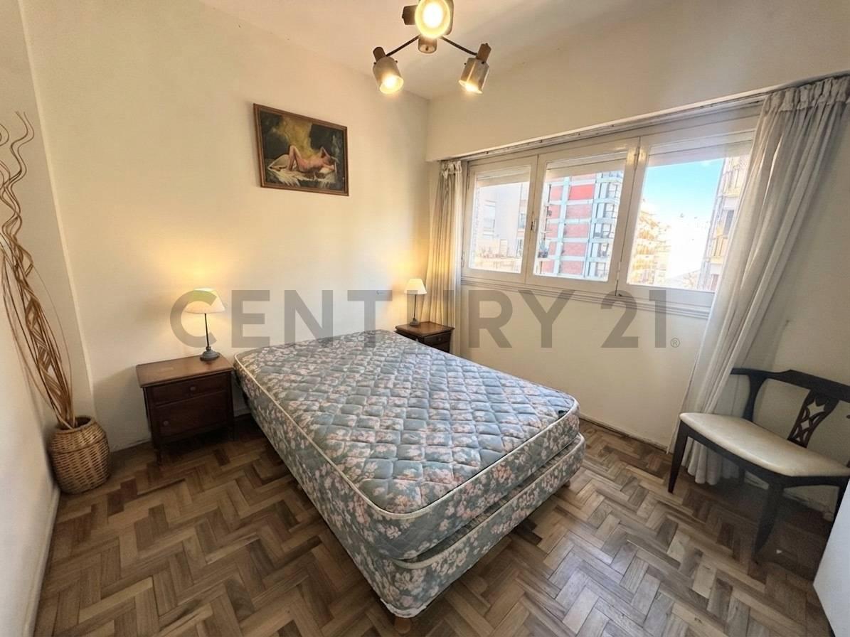 Foto de Dos ambientes todo al frentec/balcon zona Plaza Aldrey, imagen 1
