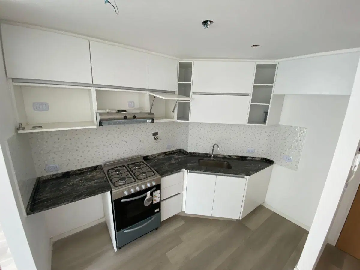 MONOAMBIENTE DIVISIBLE 35m2 contrafrente con cocina-comedor balcón y lavadero. Apto profesional. 4