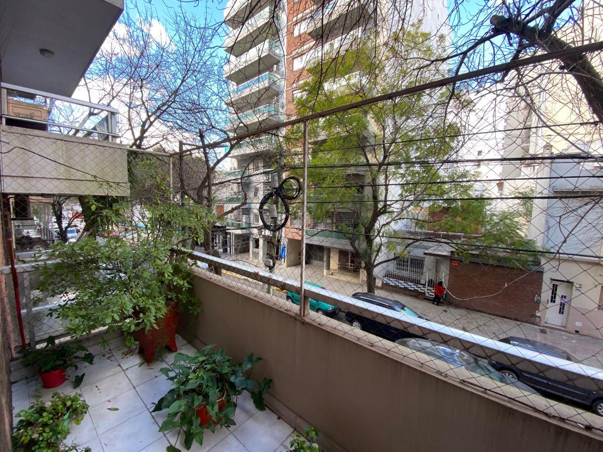 Foto de Departamento 3 ambientes 101m2 al frente con cochera fija/cubierta, imagen 1