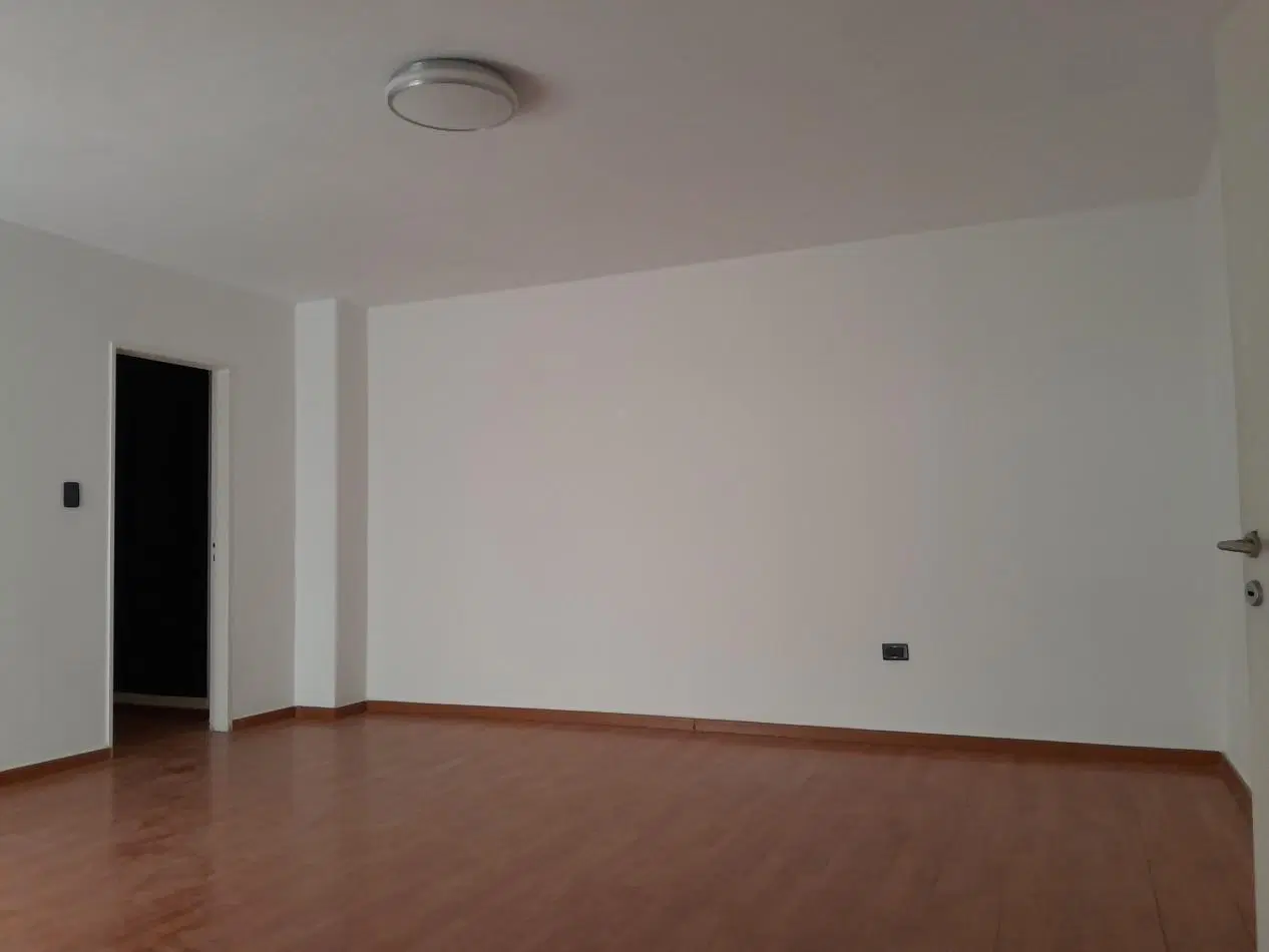 ALQUILO DEPARTAMENTO 2 DORM. + COCHERA RECICLADO. B° SAN MARTIN 2