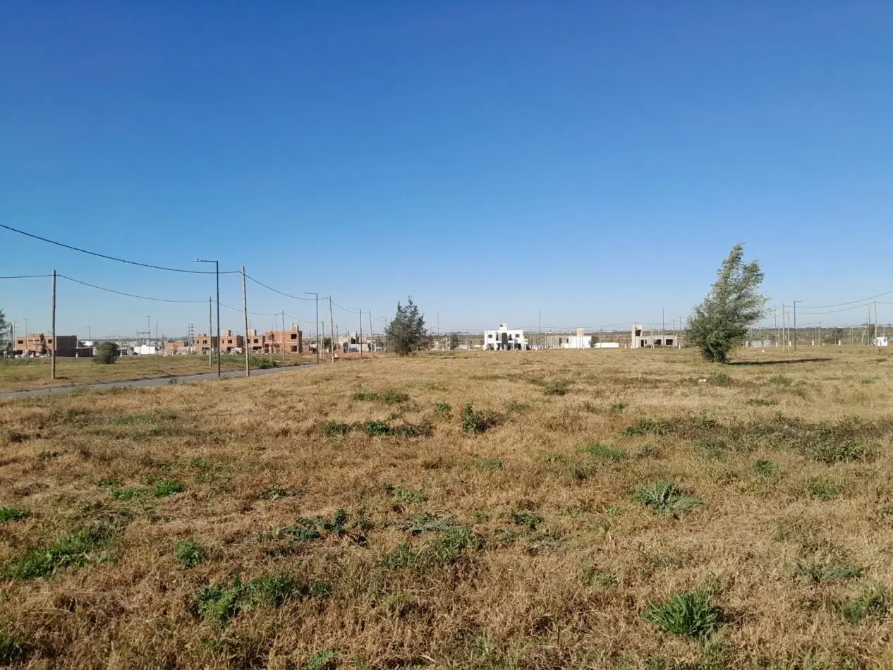 VENDO LOTE 250 M2 C/POSESION Y OBRAS PAGAS B° DOCTA PARQUE MALAGUEÑO 5