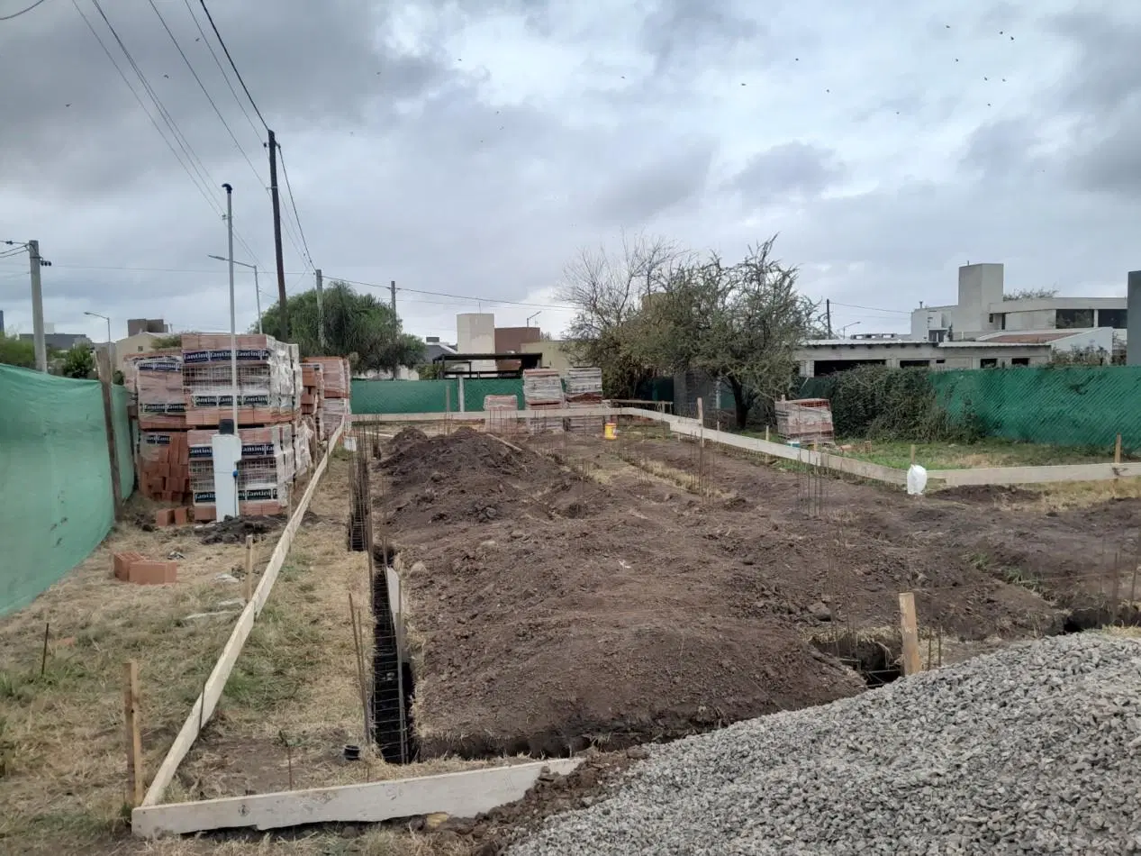 Vendo casa de 3 dormitorios a estrenar en Villa Catalina. 4