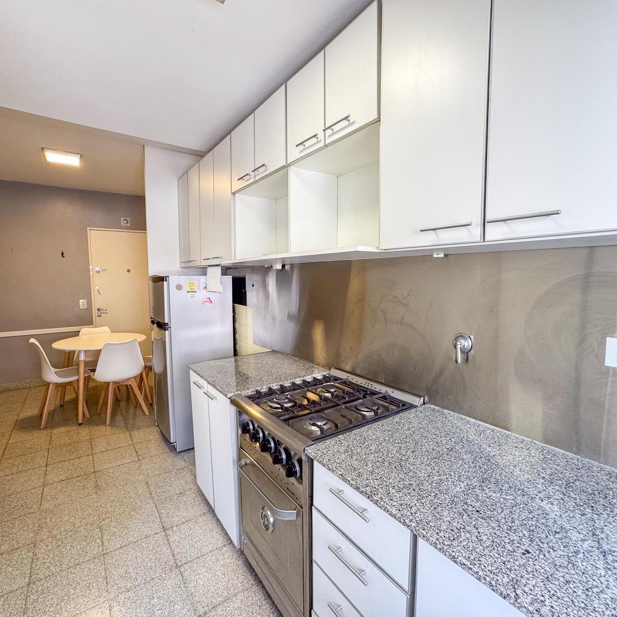 Reservado - Departamento 3 Ambientes - Mons. Piaggio 95 5