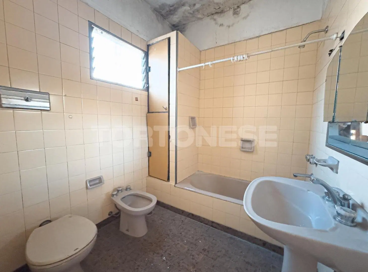 PH tipo CASA en venta • Tuyuti 890 • Lanús Oeste 5
