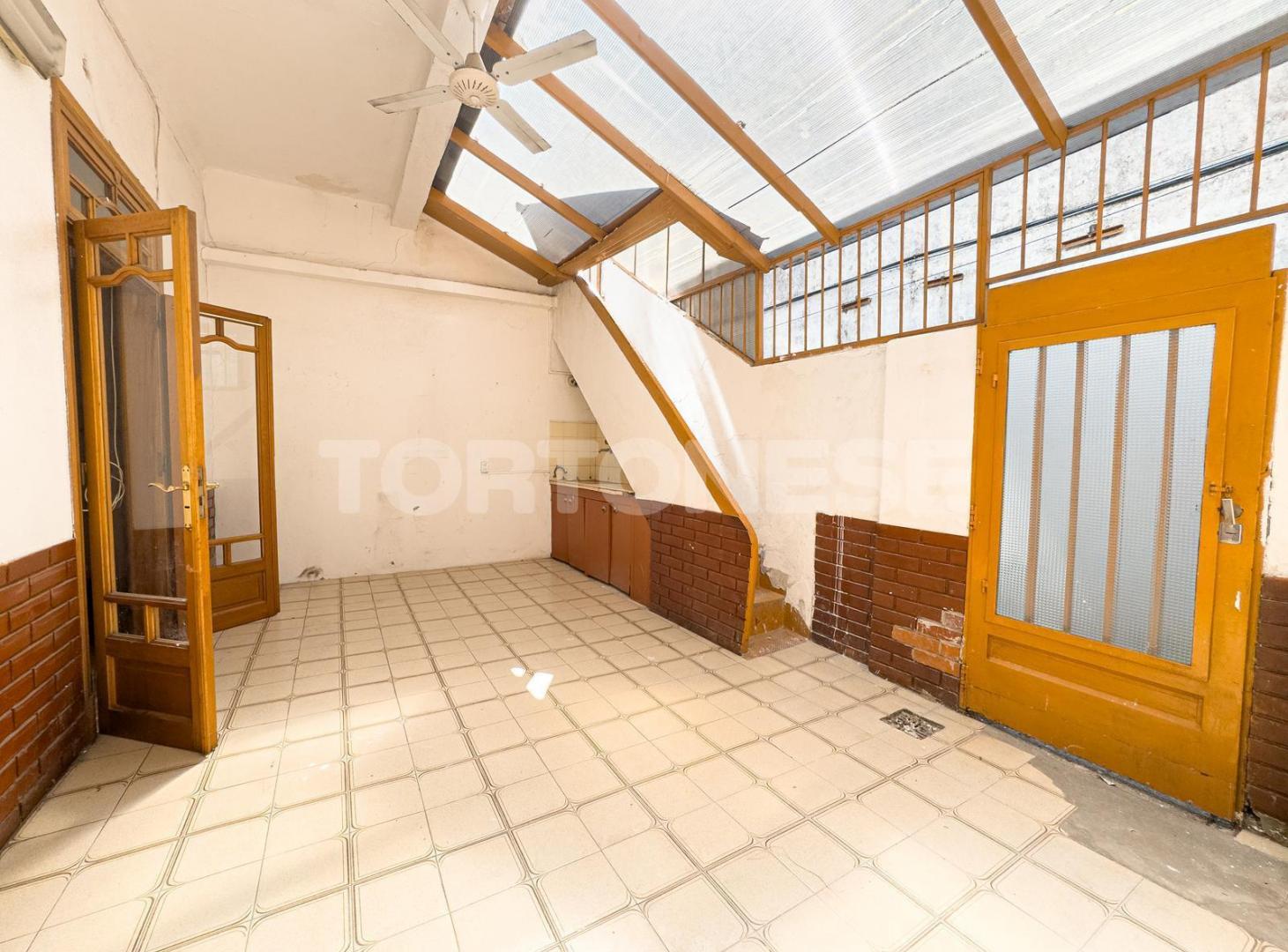 Foto de PH con patio y terraza en venta - Piñeyro - Humberto 1 1776, imagen 1