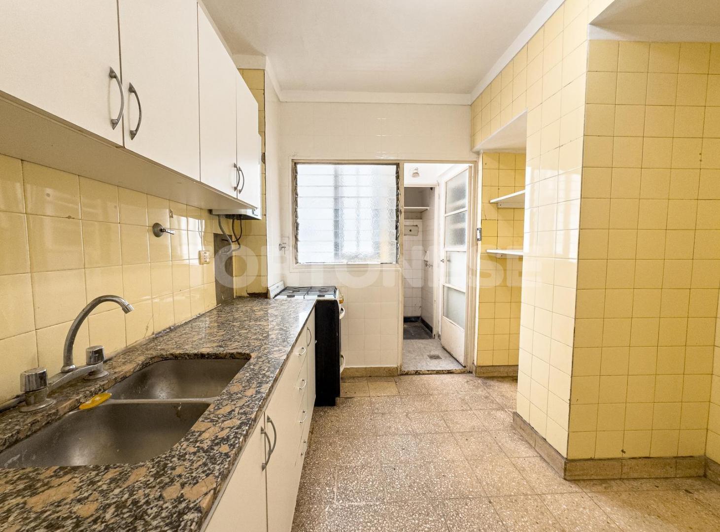 Foto de Departamento 3 ambientes al frente en venta con balcón - Lavalle 50, imagen 4