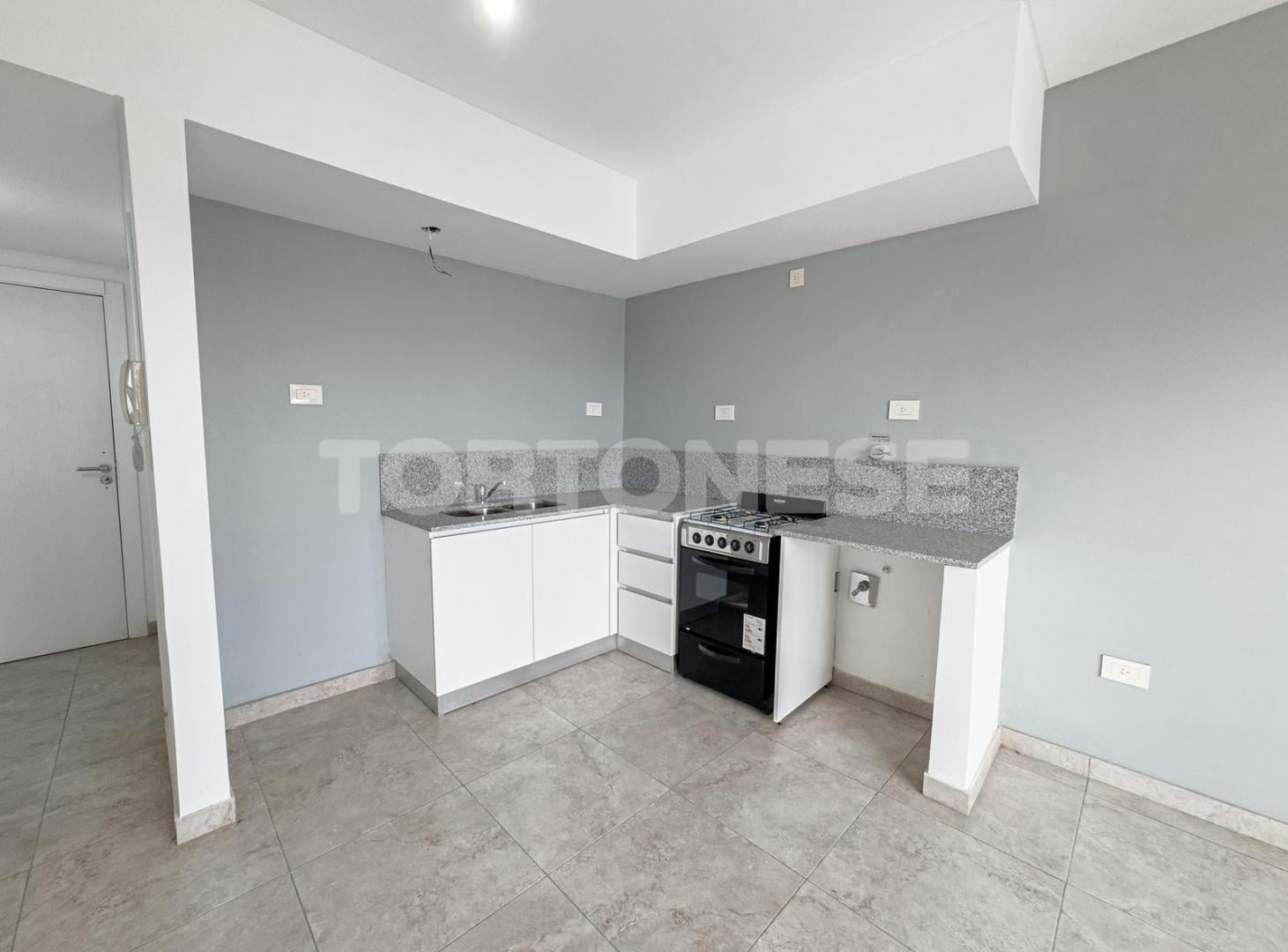 Foto de Departamento monoambiente con balcón al frente - Luminoso - Av, imagen 3