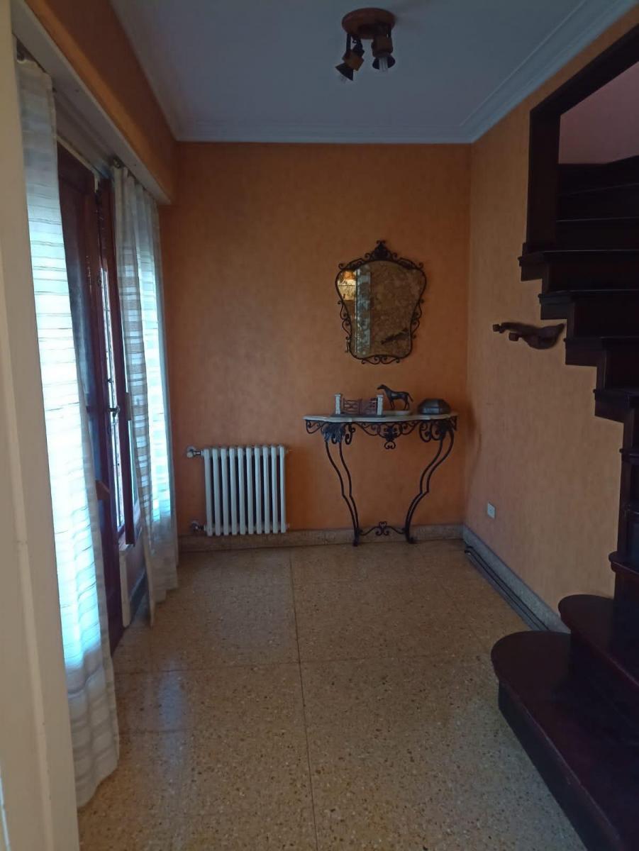 Foto de CHALET EN DOS PLANTAS. LOTE DE 10 X 23 .NUEVO VALOR, imagen 4