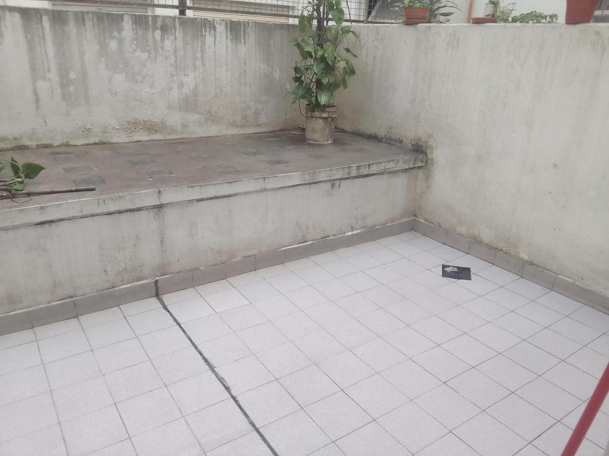 Foto de VENTA 2 AMBIENTES CONTRAFRENTE.CON PATIO., imagen 4