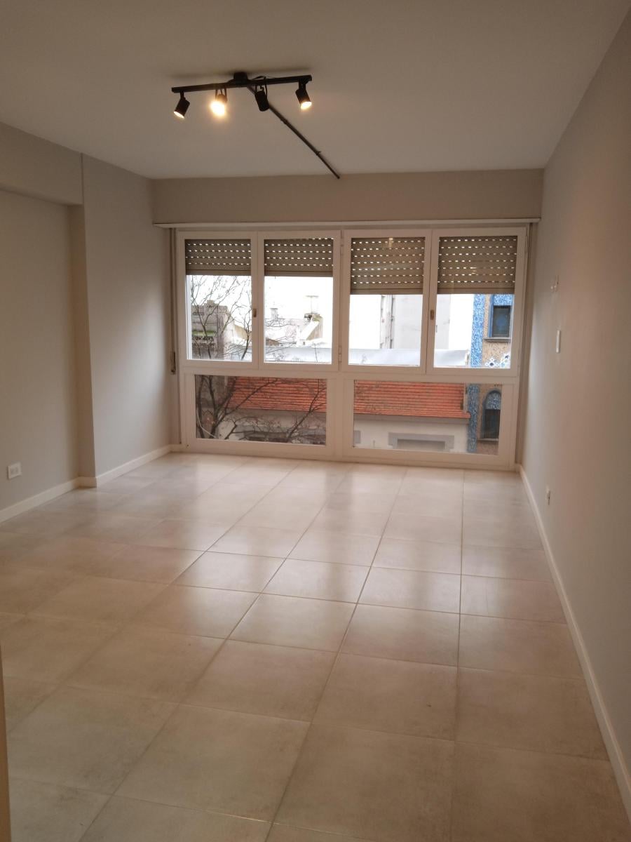 Foto de AMBIENTE EXTERNO.TOTALMENTE RECICLADO A NUEVO, imagen 5