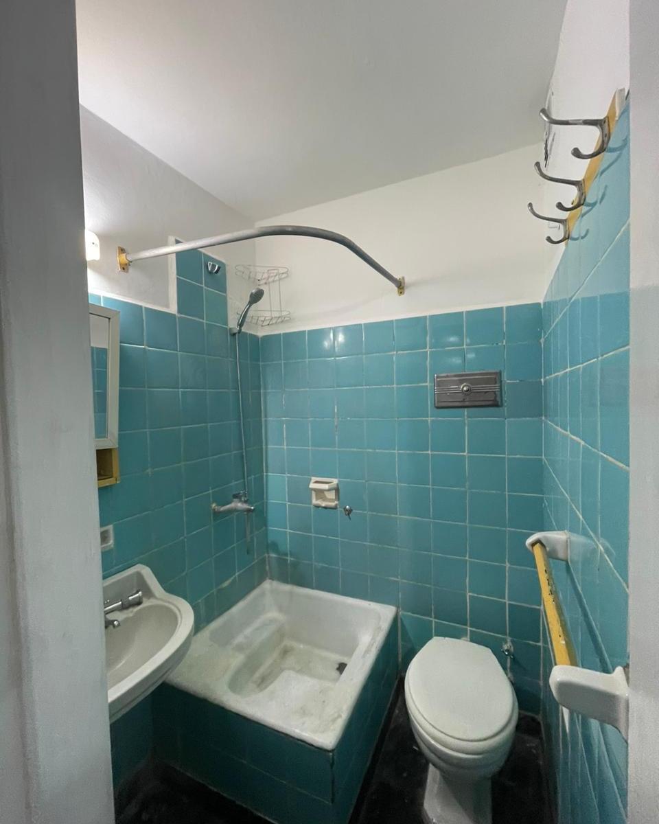 Foto de VENDIDO!!!!AMB CONTRAFRENTE LUMINOSO A UNA CUADRA DEL LA COSTA.VENTA O, imagen 3