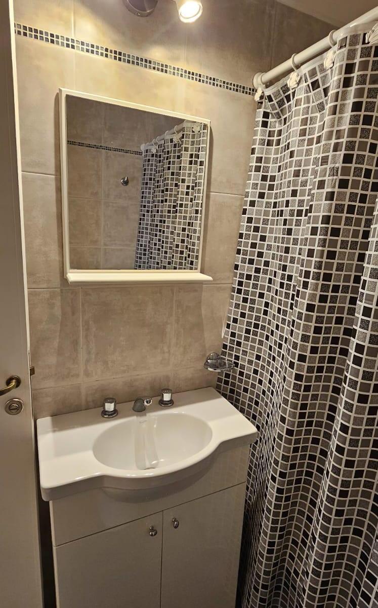 Foto de VENDIDO!!!!! AMBIENTE EXTERNO CON BAULERA., imagen 5