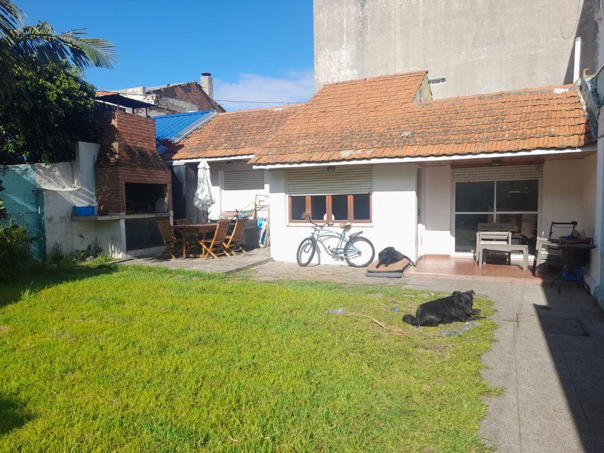 PH 3 AMBIENTES CON DEPENDENCIA,PARQUE Y PATIO